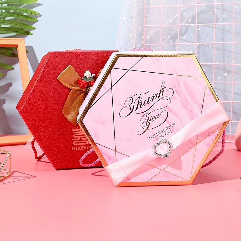 Coffrets cadeaux en papier hexagonal